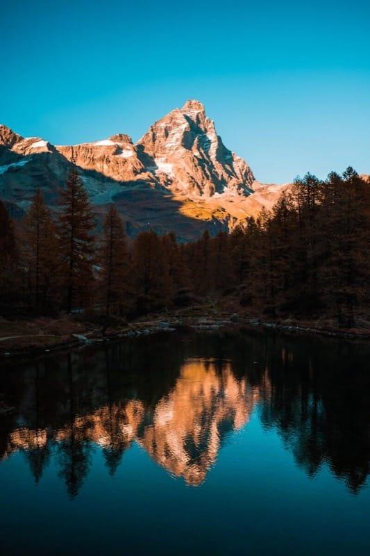 モンゴル旅行eSIM背景画像
